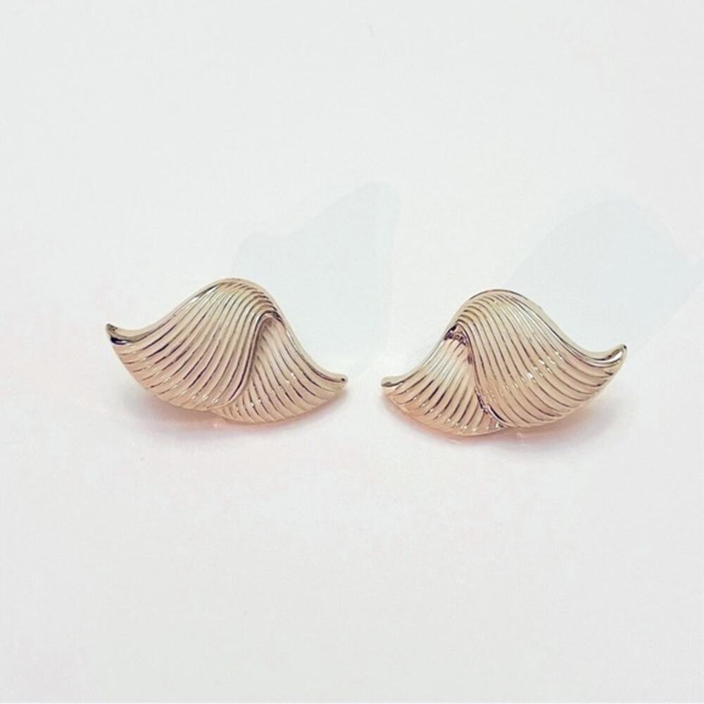 Vtg 80s Earrings Clip-on Textured Wave Retro Art Deco Mid-Century Modern Modern